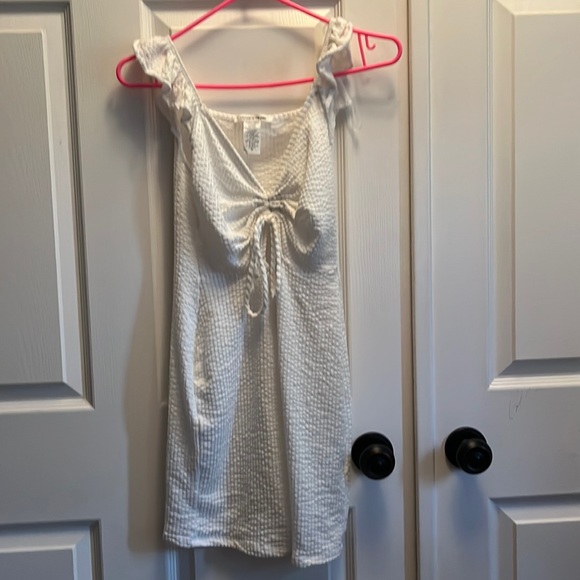 White summer dress - Picture 1 of 4